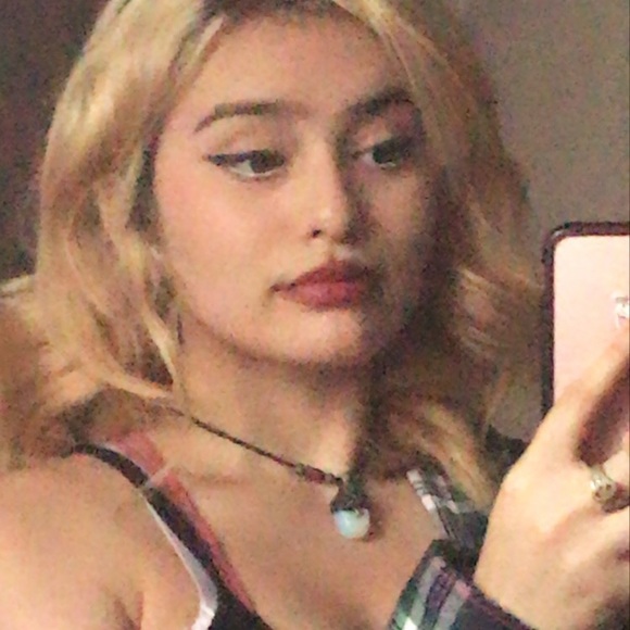 Meet your Posher, Daniela - Picture 5 of 5